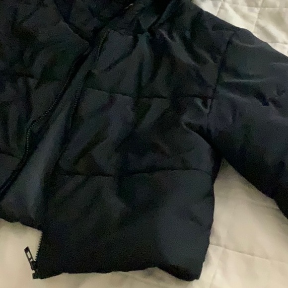 Cropped black jacket - Picture 3 of 5